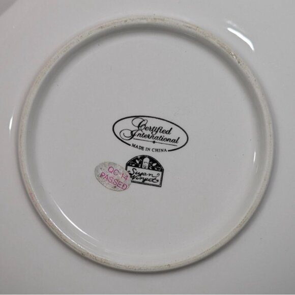 Hand-Painted Snowman Holiday Plate By Certified International - Picture 7 of 7